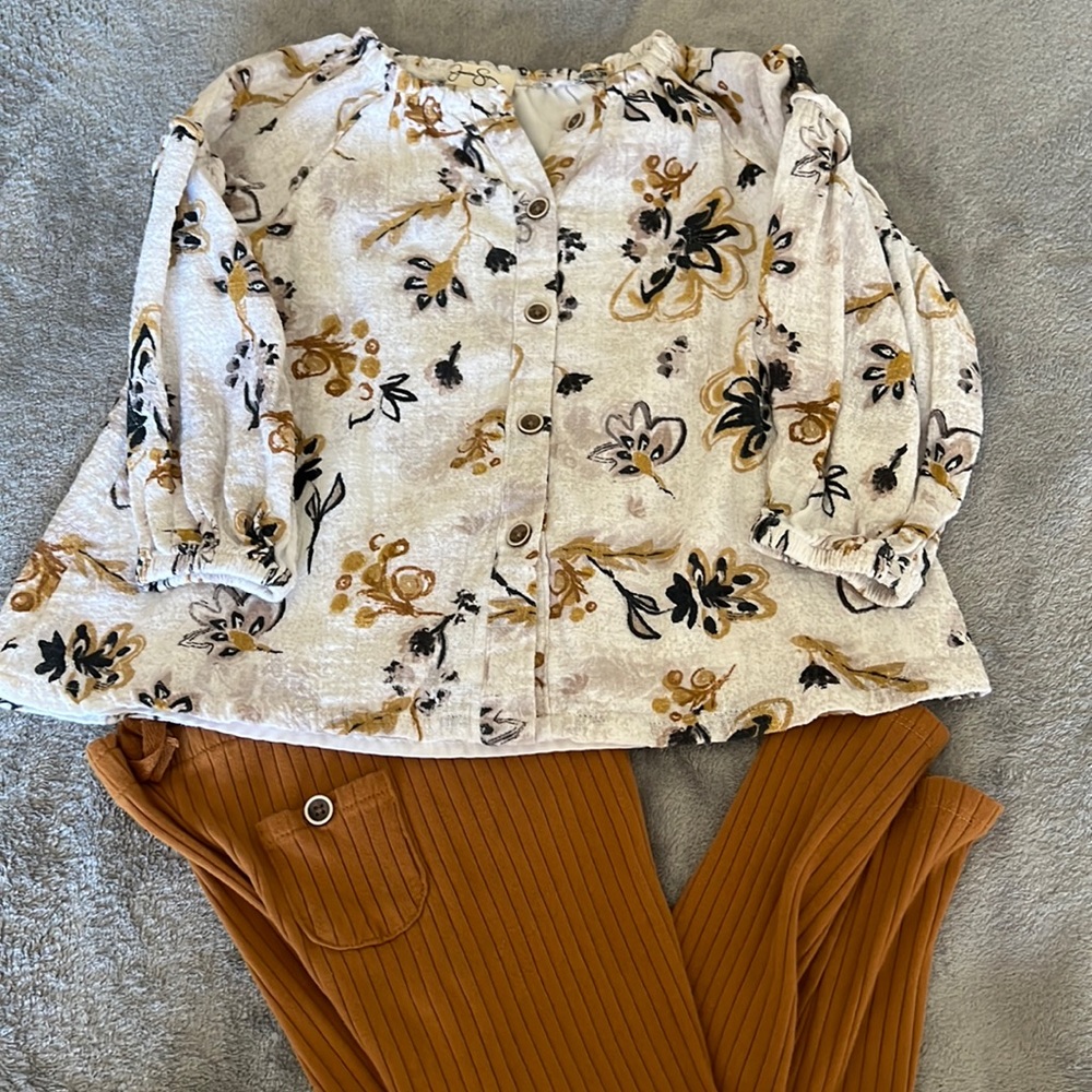 Jessica Simpson 2 Piece Set